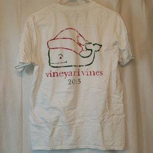 Vineyard vines santa whale tee